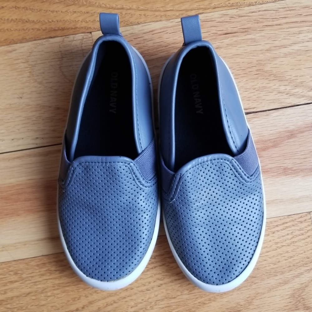 Grey boys slip on shoes